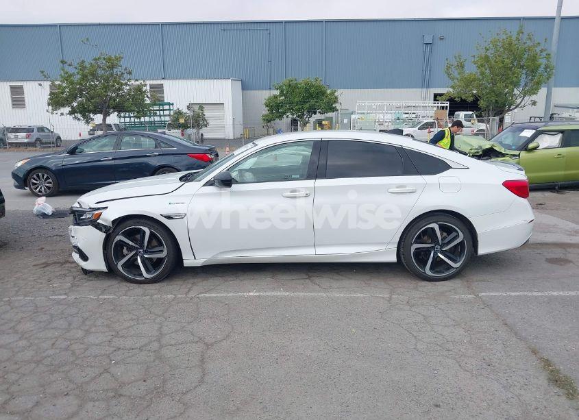 Photo 13 of 2022 Honda Accord HYBRID SPORT (VIN 1HGCV3F27NA038904)