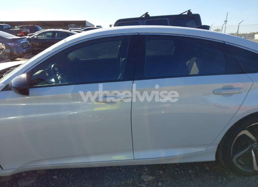 Photo 14 of 2022 Honda Accord HYBRID SPORT (VIN 1HGCV3F29NA010621)