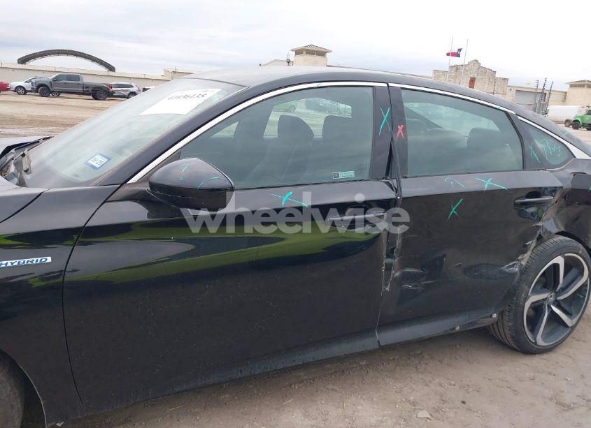 Photo 15 of 2022 Honda Accord HYBRID SPORT (VIN 1HGCV3F29NA019500)