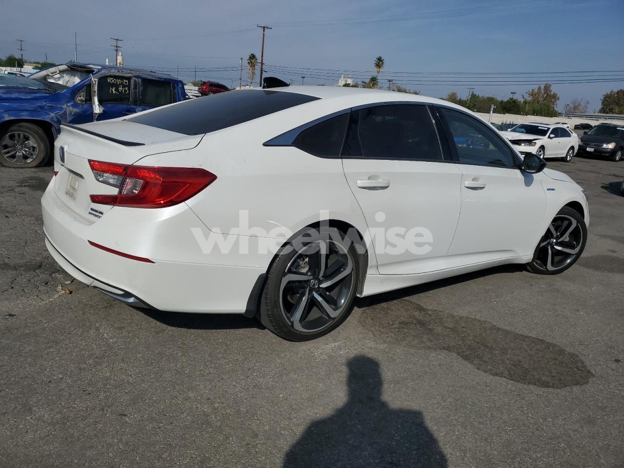 Photo 3 of 2022 HONDA ACCORD HYBRID SPORT (VIN 1HGCV3F29NA043280)
