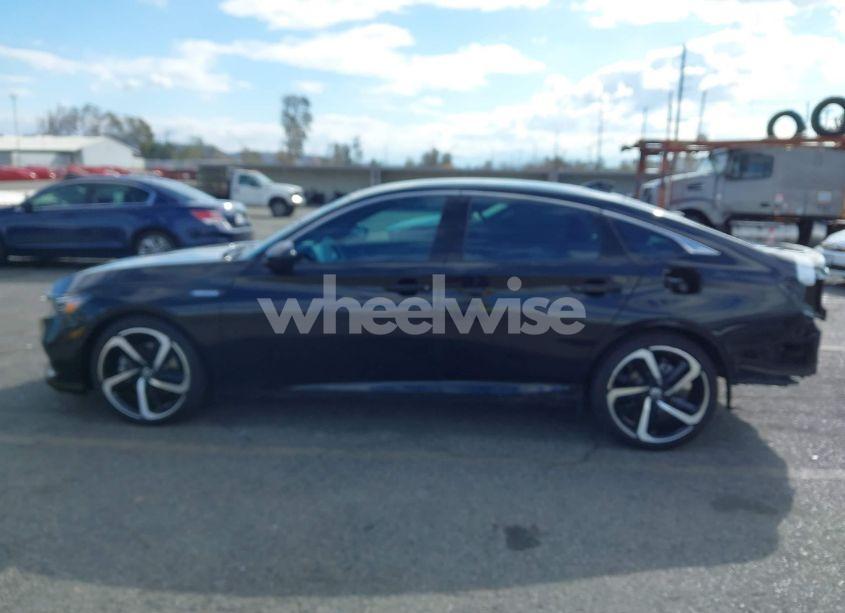 Photo 15 of 2022 Honda Accord HYBRID SPORT (VIN 1HGCV3F2XNA030294)