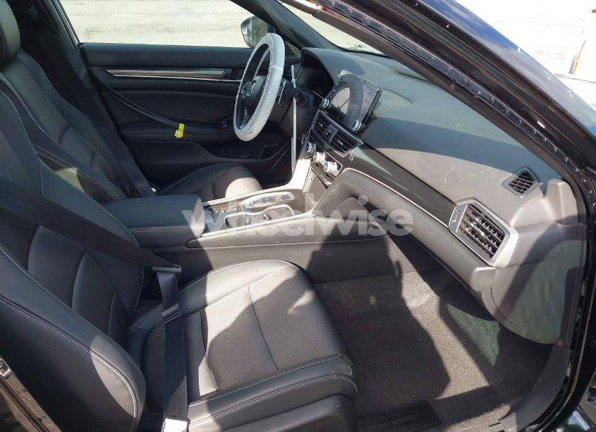 Photo 5 of 2022 Honda Accord HYBRID SPORT (VIN 1HGCV3F2XNA030294)