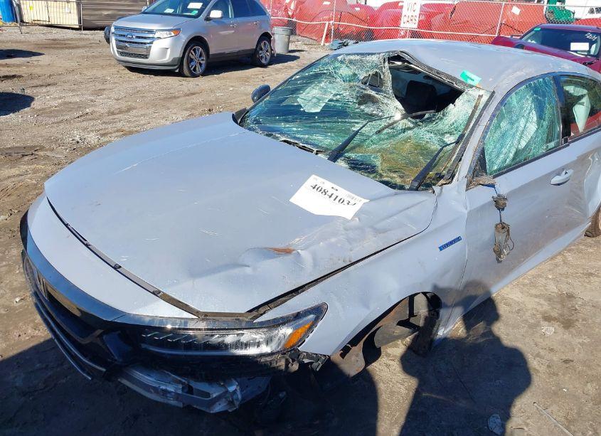 Photo 6 of 2022 Honda Accord HYBRID SPORT (VIN 1HGCV3F2XNA032708)
