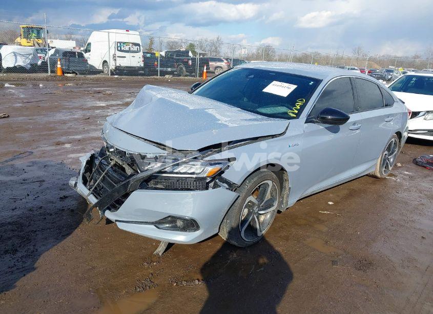 Photo 2 of 2022 Honda Accord HYBRID SPORT (VIN 1HGCV3F2XNA043675)