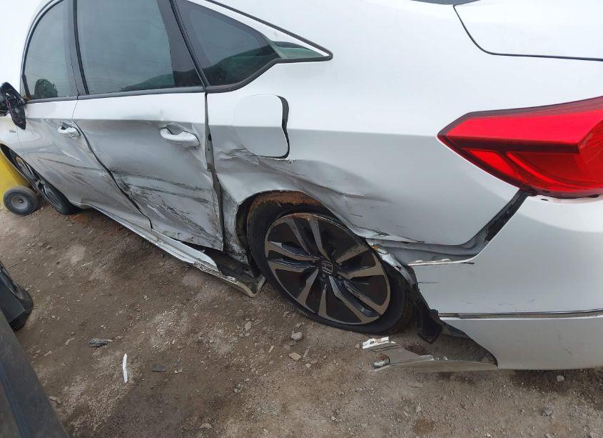 Photo 6 of 2019 Honda Accord HYBRID EX (VIN 1HGCV3F40KA013887)