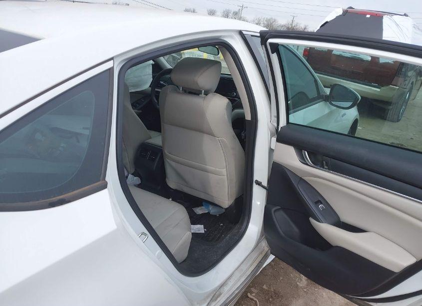 Photo 8 of 2019 Honda Accord HYBRID EX (VIN 1HGCV3F40KA013887)