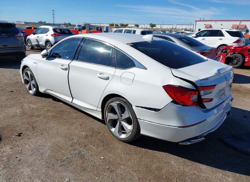 Photo 3 of 2018 Honda Accord HYBRID EX (VIN 1HGCV3F41JA001729)