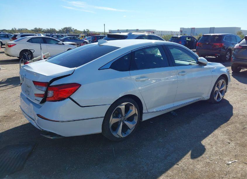 Photo 4 of 2018 Honda Accord HYBRID EX (VIN 1HGCV3F41JA001729)