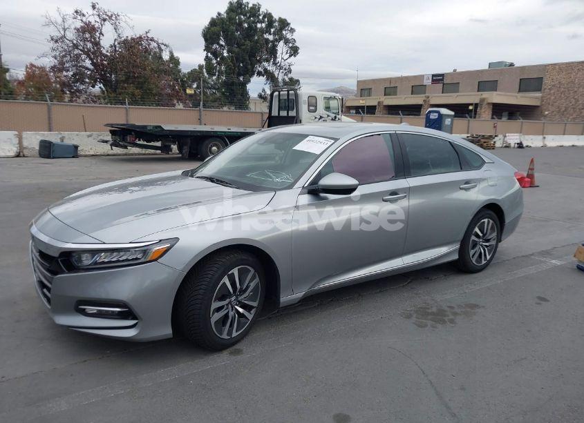 Photo 2 of 2019 Honda Accord HYBRID EX (VIN 1HGCV3F42KA007671)