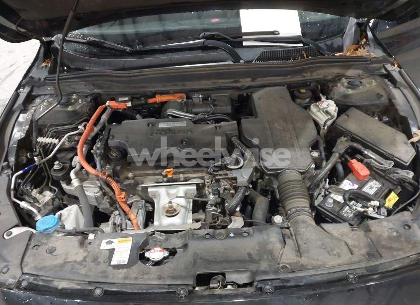 Photo 10 of 2018 Honda Accord HYBRID EX (VIN 1HGCV3F45JA007419)