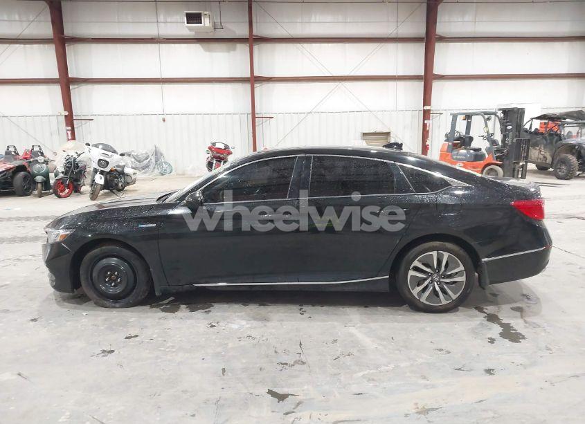 Photo 14 of 2018 Honda Accord HYBRID EX (VIN 1HGCV3F45JA007419)