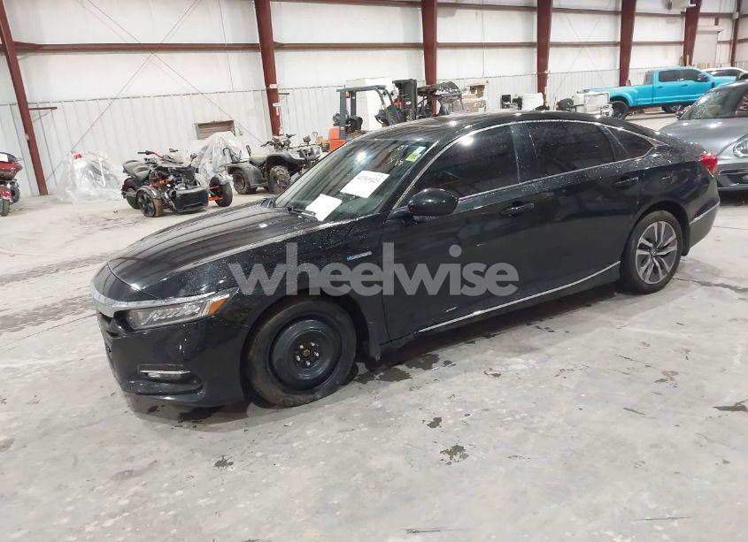 Photo 2 of 2018 Honda Accord HYBRID EX (VIN 1HGCV3F45JA007419)