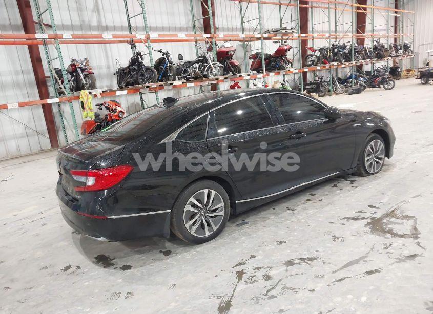 Photo 4 of 2018 Honda Accord HYBRID EX (VIN 1HGCV3F45JA007419)