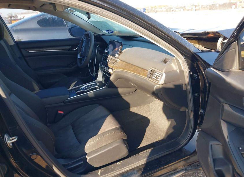 Photo 5 of 2019 Honda Accord HYBRID EX (VIN 1HGCV3F46KA021573)