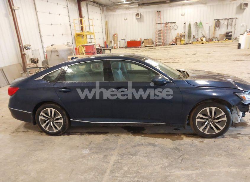 Photo 13 of 2018 Honda Accord HYBRID EX (VIN 1HGCV3F49JA008640)
