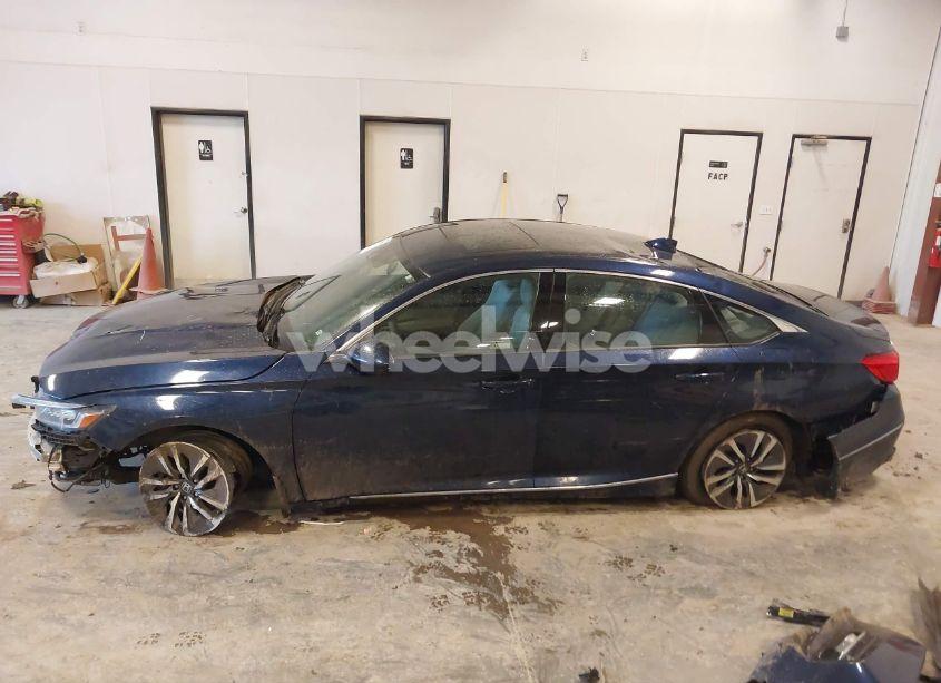 Photo 14 of 2018 Honda Accord HYBRID EX (VIN 1HGCV3F49JA008640)