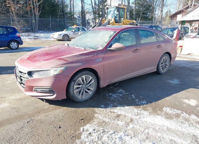 Photo 2 of 2019 Honda Accord HYBRID EX (VIN 1HGCV3F4XKA001925)