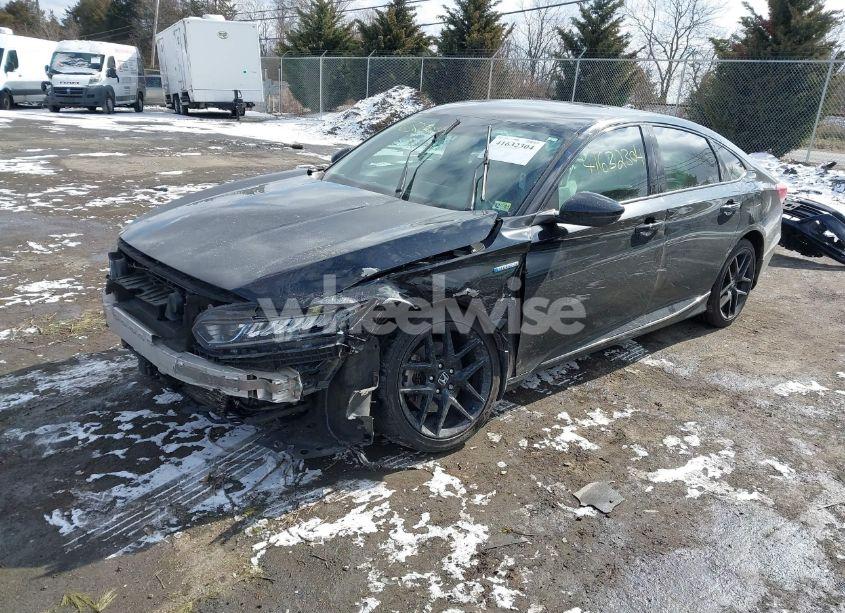 Photo 2 of 2018 Honda Accord HYBRID EX-L (VIN 1HGCV3F50JA002248)