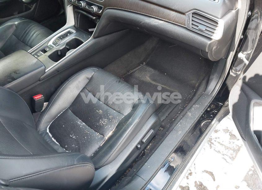 Photo 5 of 2018 Honda Accord HYBRID EX-L (VIN 1HGCV3F50JA002248)