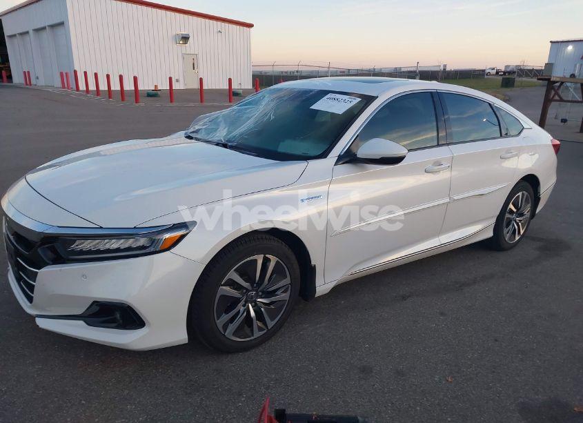 Photo 2 of 2021 Honda Accord HYBRID EX-L (VIN 1HGCV3F50MA003372)