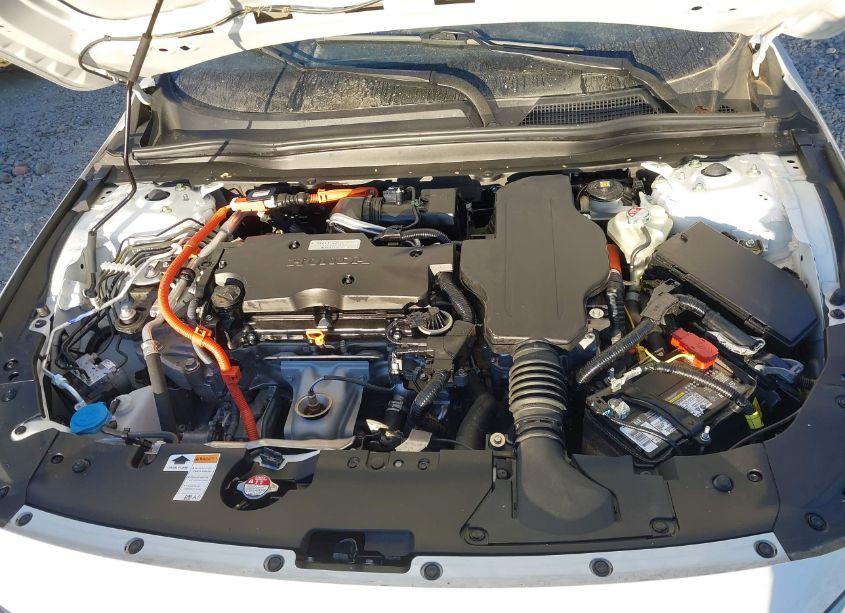 Photo 10 of 2018 Honda Accord HYBRID EX-L (VIN 1HGCV3F51JA015526)