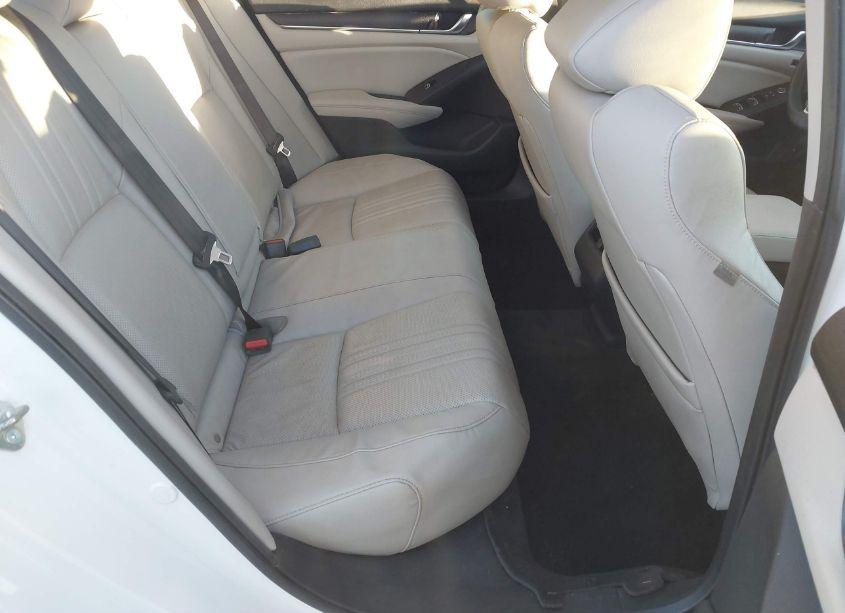 Photo 8 of 2018 Honda Accord HYBRID EX-L (VIN 1HGCV3F51JA015526)