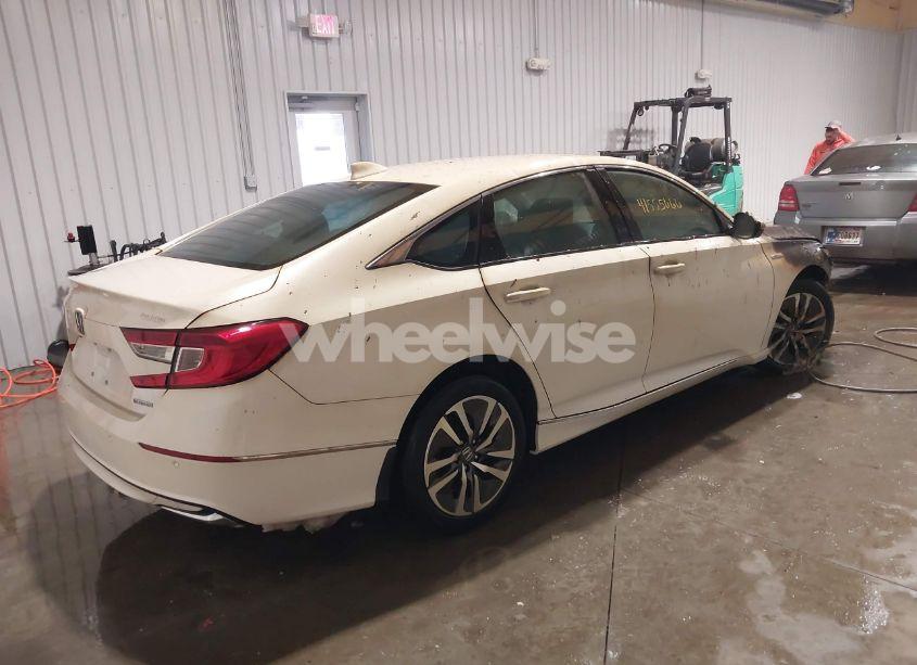 Photo 4 of 2022 Honda Accord HYBRID EX-L (VIN 1HGCV3F51NA012941)