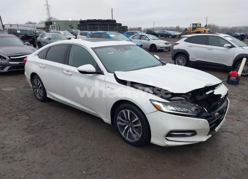 2018 Honda Accord HYBRID EX-L (VIN 1HGCV3F52JA015454) main photo