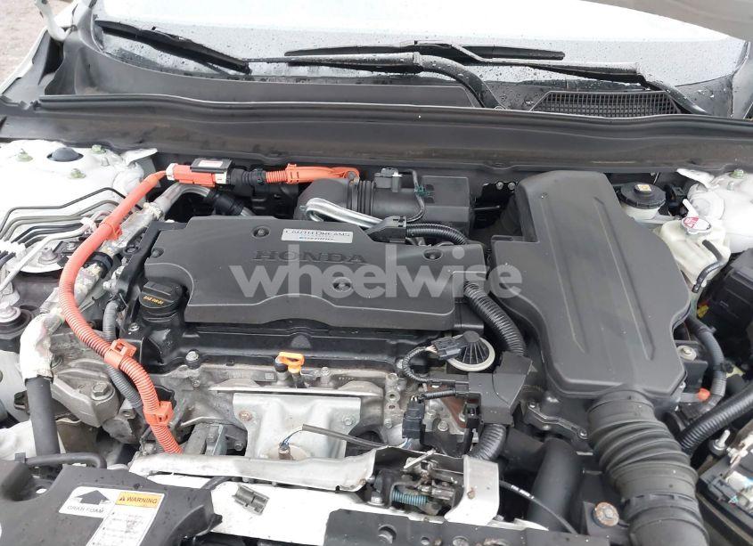 Photo 10 of 2018 Honda Accord HYBRID EX-L (VIN 1HGCV3F52JA015454)