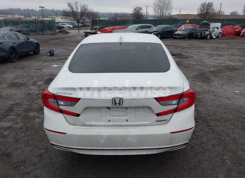 Photo 16 of 2018 Honda Accord HYBRID EX-L (VIN 1HGCV3F52JA015454)
