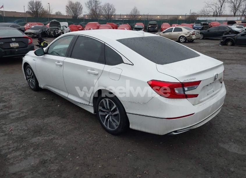 Photo 3 of 2018 Honda Accord HYBRID EX-L (VIN 1HGCV3F52JA015454)