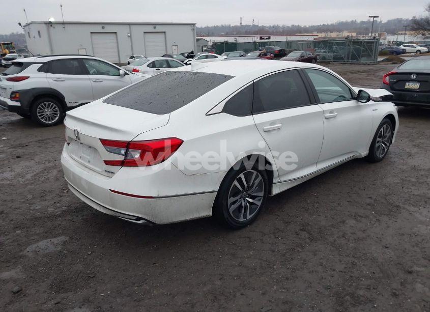 Photo 4 of 2018 Honda Accord HYBRID EX-L (VIN 1HGCV3F52JA015454)