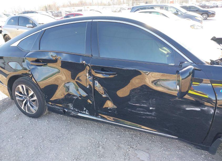 Photo 18 of 2019 Honda Accord HYBRID EX-L (VIN 1HGCV3F53KA007736)