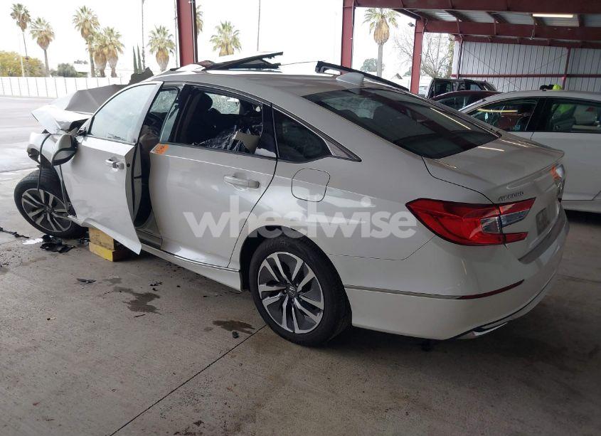 Photo 3 of 2020 Honda Accord (VIN 1HGCV3F53LA010718)