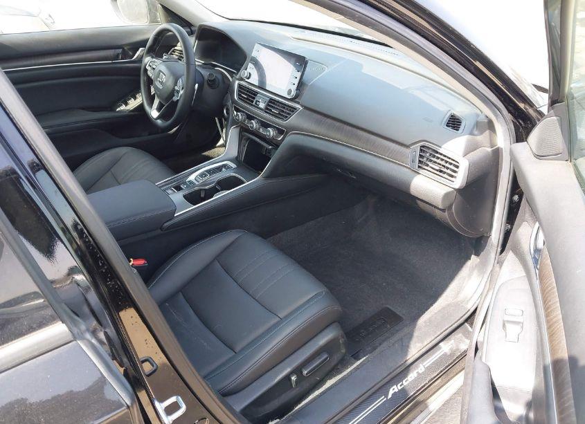 Photo 5 of 2022 Honda Accord HYBRID EX-L (VIN 1HGCV3F54NA002128)