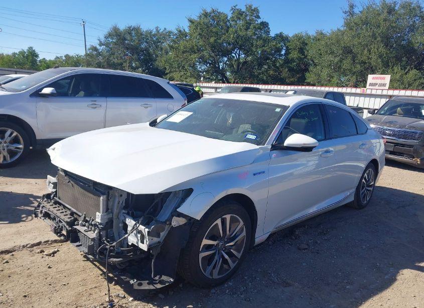 Photo 2 of 2018 Honda Accord HYBRID EX-L (VIN 1HGCV3F55JA011902)