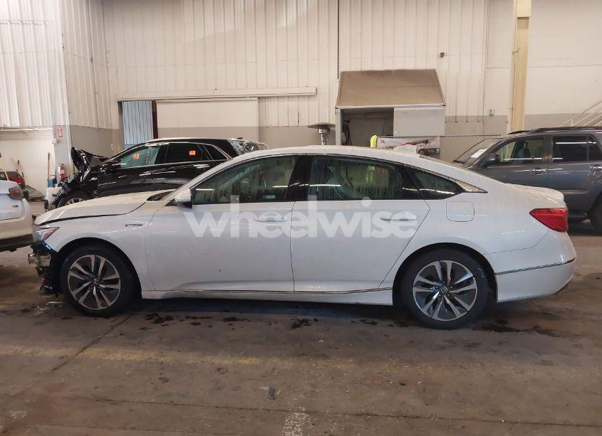 Photo 15 of 2019 Honda Accord HYBRID EX-L (VIN 1HGCV3F55KA018222)
