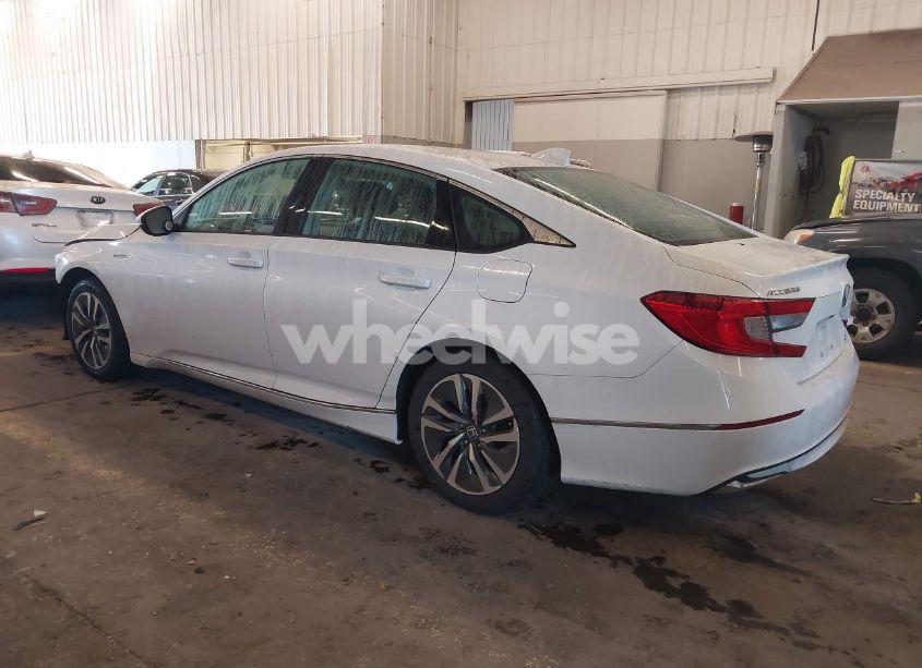 Photo 3 of 2019 Honda Accord HYBRID EX-L (VIN 1HGCV3F55KA018222)