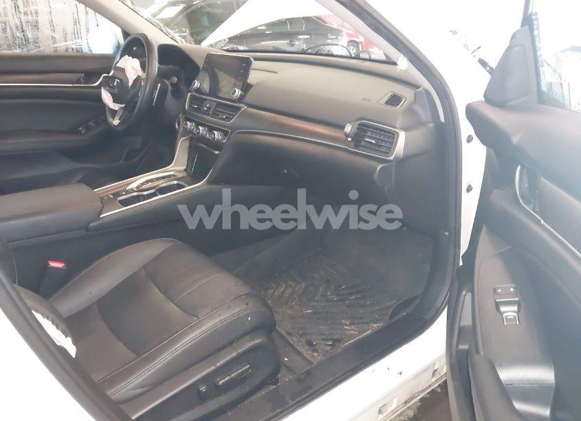 Photo 5 of 2019 Honda Accord HYBRID EX-L (VIN 1HGCV3F55KA018222)