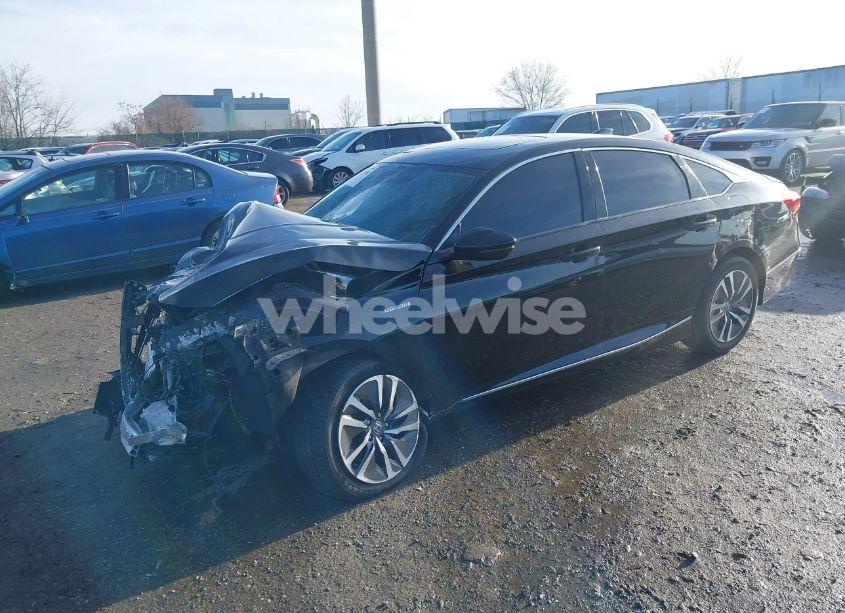 Photo 2 of 2022 Honda Accord HYBRID EX-L (VIN 1HGCV3F55NA006625)
