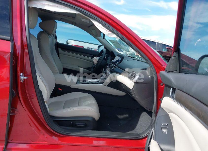 Photo 5 of 2022 Honda Accord HYBRID EX-L (VIN 1HGCV3F55NA021884)