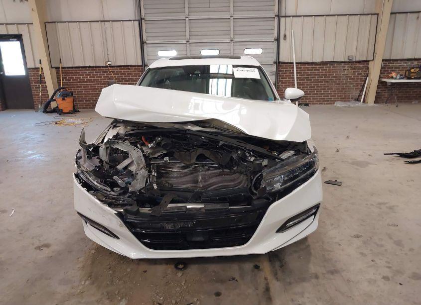 Photo 12 of 2018 Honda Accord HYBRID EX-L (VIN 1HGCV3F57JA015546)