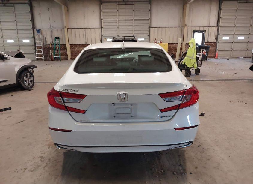 Photo 16 of 2018 Honda Accord HYBRID EX-L (VIN 1HGCV3F57JA015546)