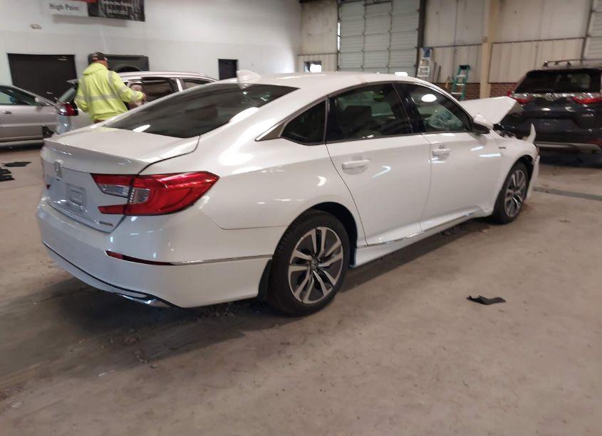 Photo 4 of 2018 Honda Accord HYBRID EX-L (VIN 1HGCV3F57JA015546)