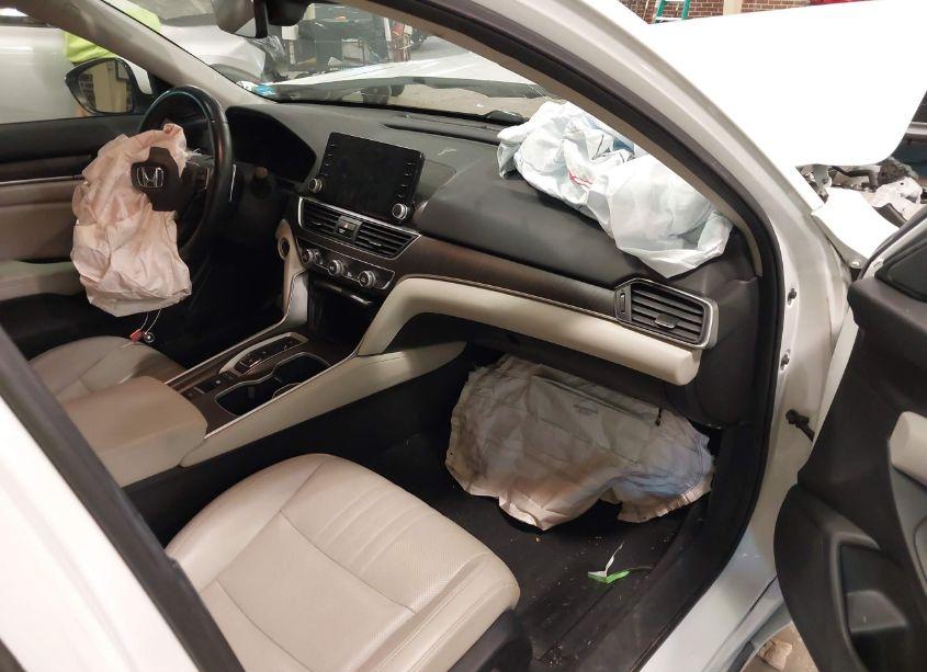 Photo 5 of 2018 Honda Accord HYBRID EX-L (VIN 1HGCV3F57JA015546)