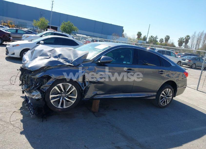 Photo 15 of 2019 Honda Accord HYBRID EX-L (VIN 1HGCV3F58KA017310)