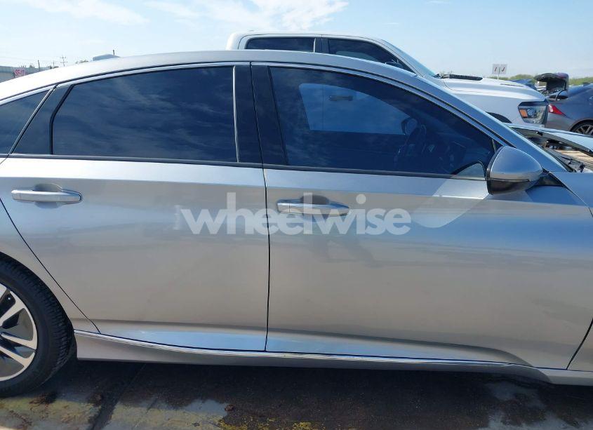 Photo 13 of 2020 Honda Accord HYBRID EX-L (VIN 1HGCV3F58LA001335)