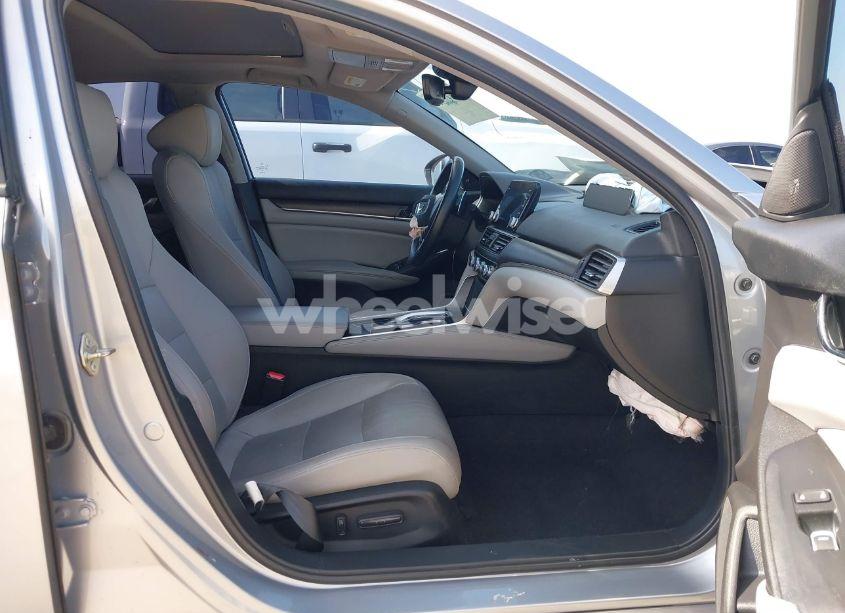Photo 5 of 2020 Honda Accord HYBRID EX-L (VIN 1HGCV3F58LA001335)