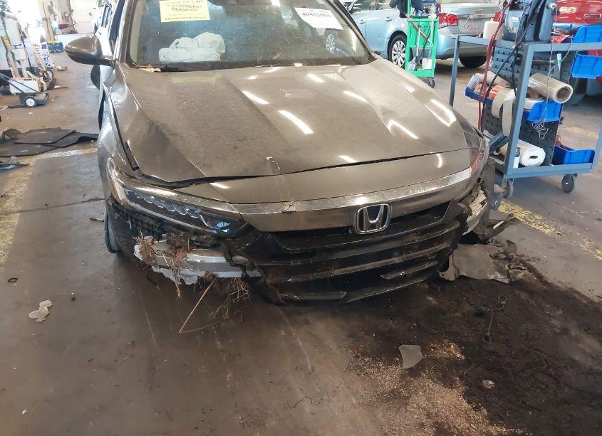 Photo 6 of 2018 Honda Accord HYBRID EX-L (VIN 1HGCV3F59JA000207)