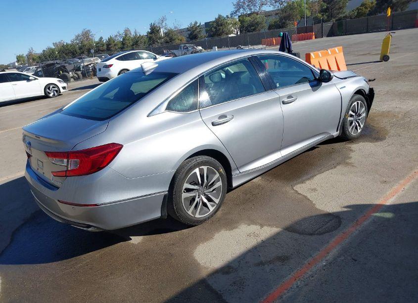 Photo 4 of 2022 Honda Accord HYBRID EX-L (VIN 1HGCV3F59NA015196)